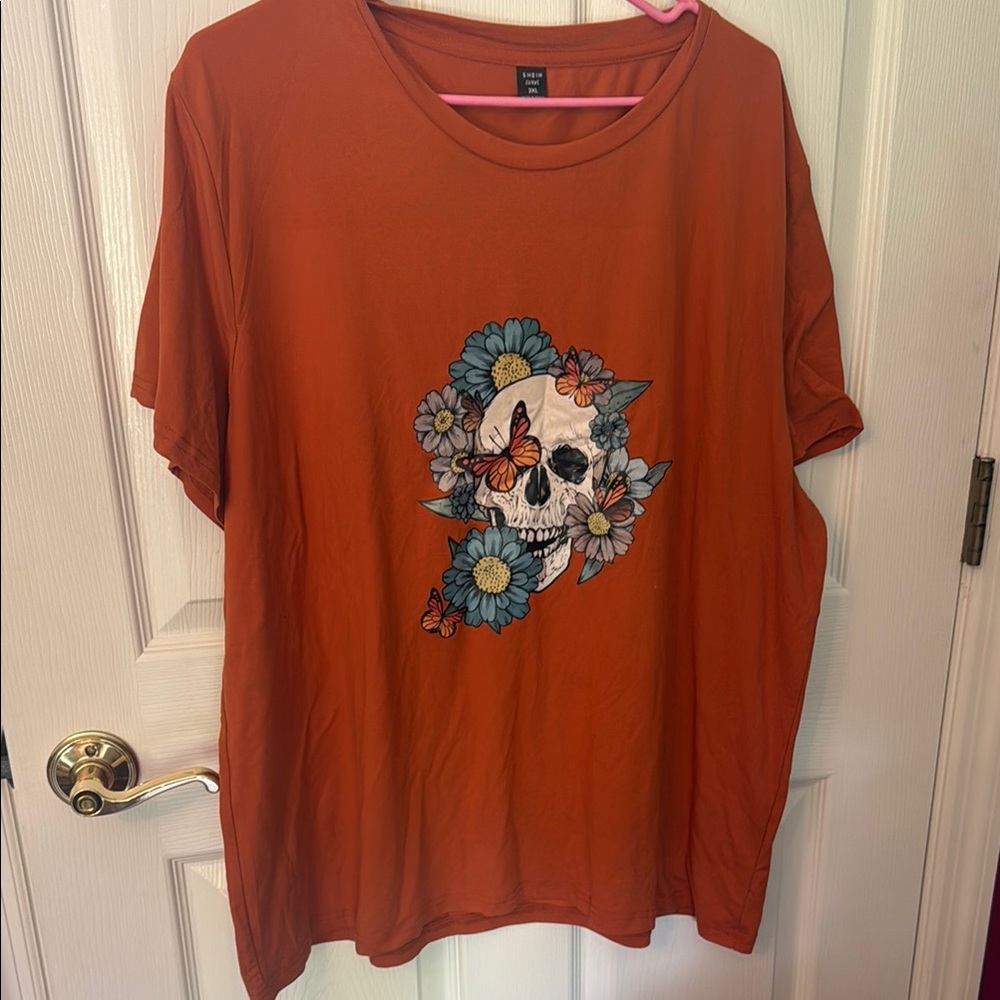 SHEIN Orange Skull Floral Tee